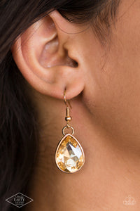@Show-Stopping Shimmer - Gold