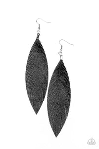 @Feather Fantasy - Black